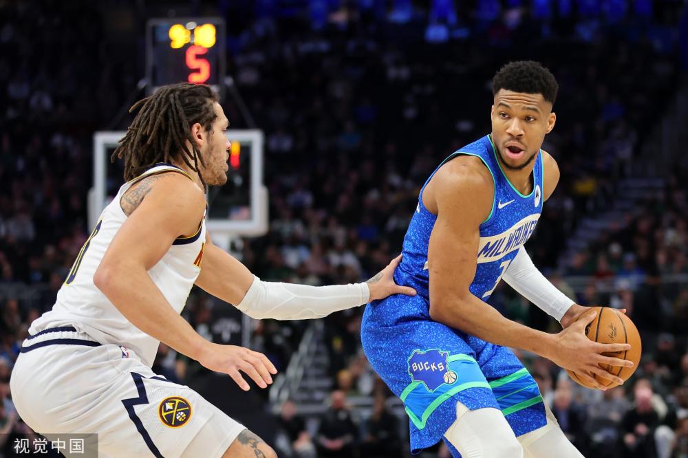 更多球迷激 更多球迷激